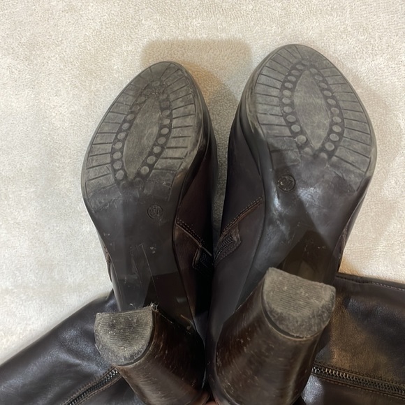 Brown Leather Boots by Browns - Picture 4 of 5